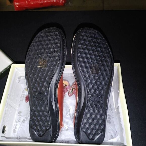 New Spring Step Cosmic Red Leather Mary Jane Flats 9 - Picture 4 of 5